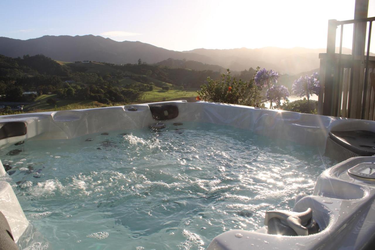 Coromandel Seaview Motel Style B&B Buitenkant foto