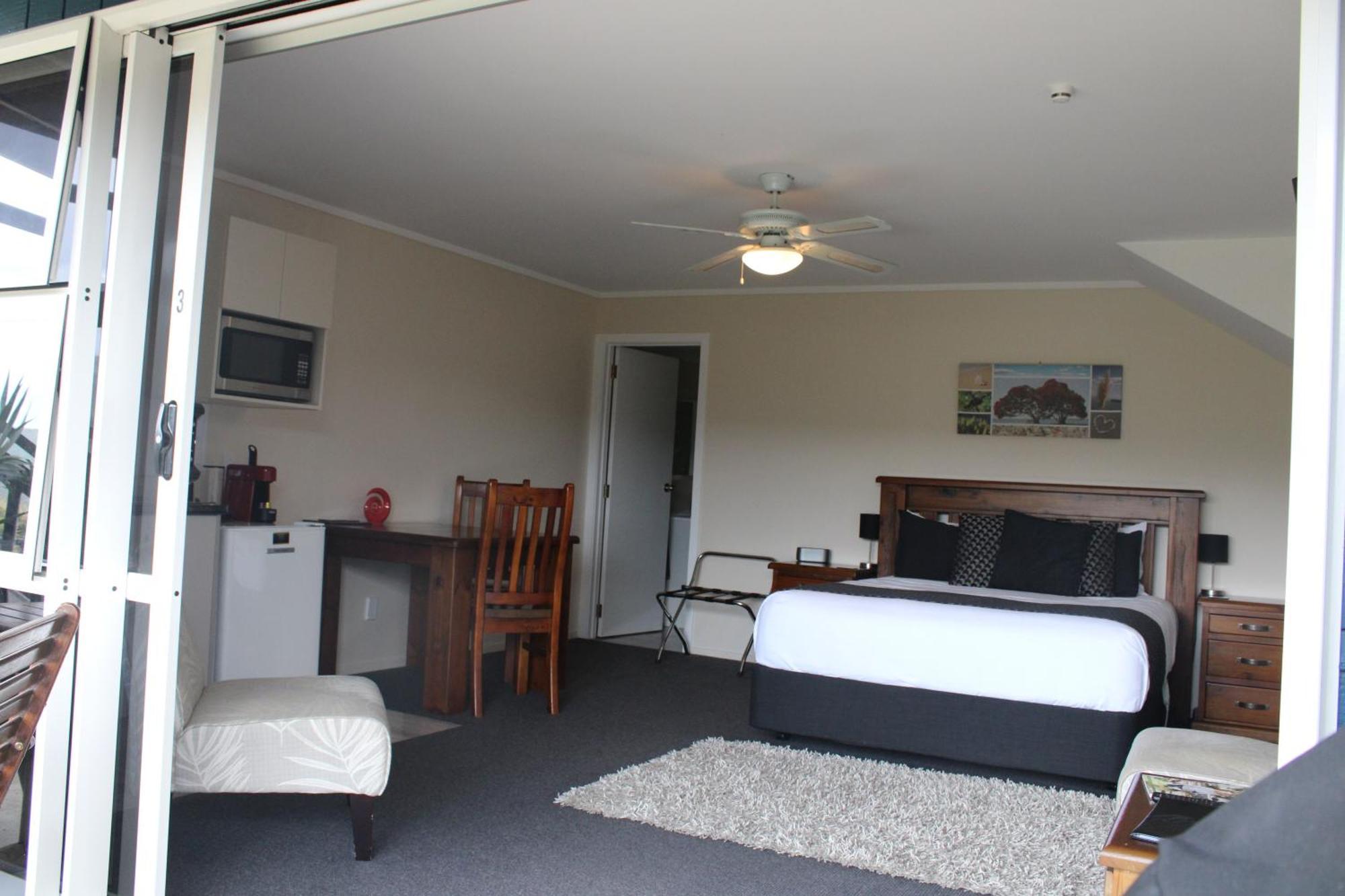 Coromandel Seaview Motel Style B&B Buitenkant foto